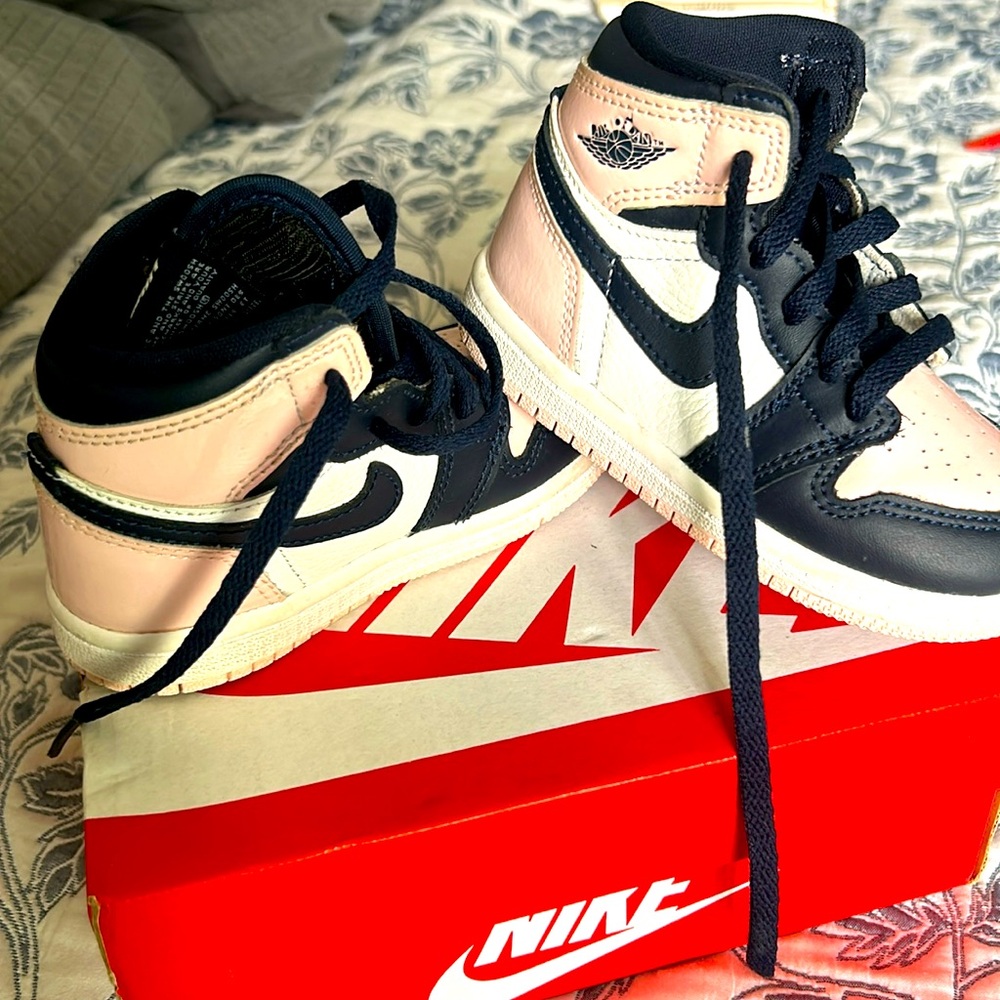Shoes 7c
